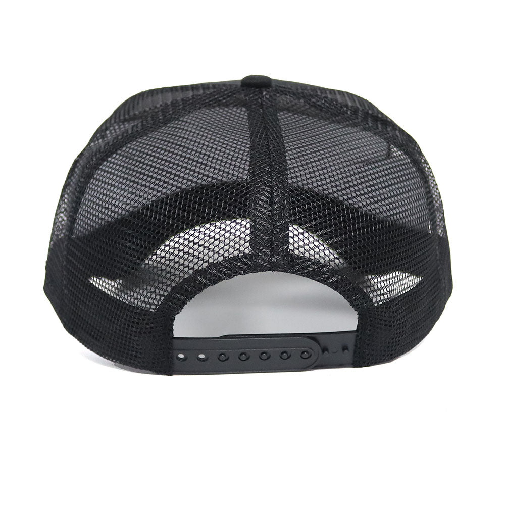 BDT // BLACK AND WHITE MESH BACK