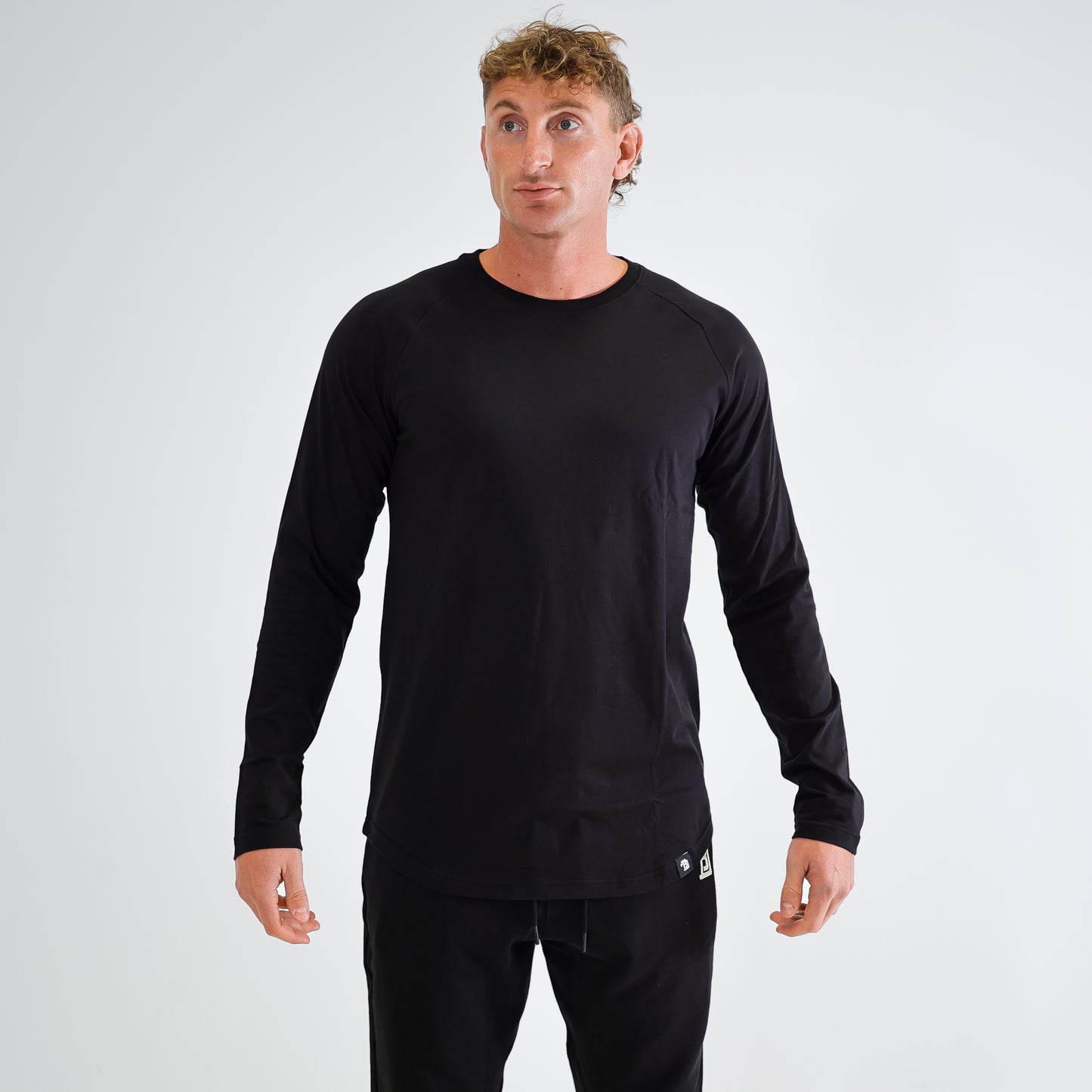 BDT // UPSCALE LONG SLEEVE SHIRT BLACK