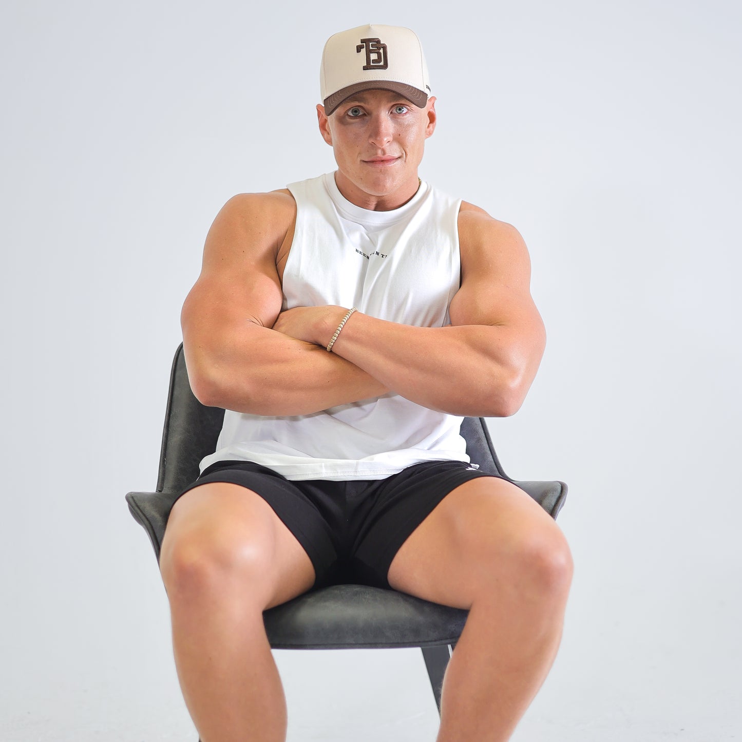 BDT // BLOCK HAT CREAM AND BROWN