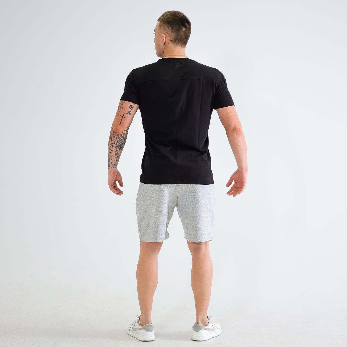 BDT // TECH SWEAT SHORT GREY