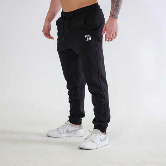 BDT //  EMBROIDERED BLOCK LOGO SWEATS BLACK