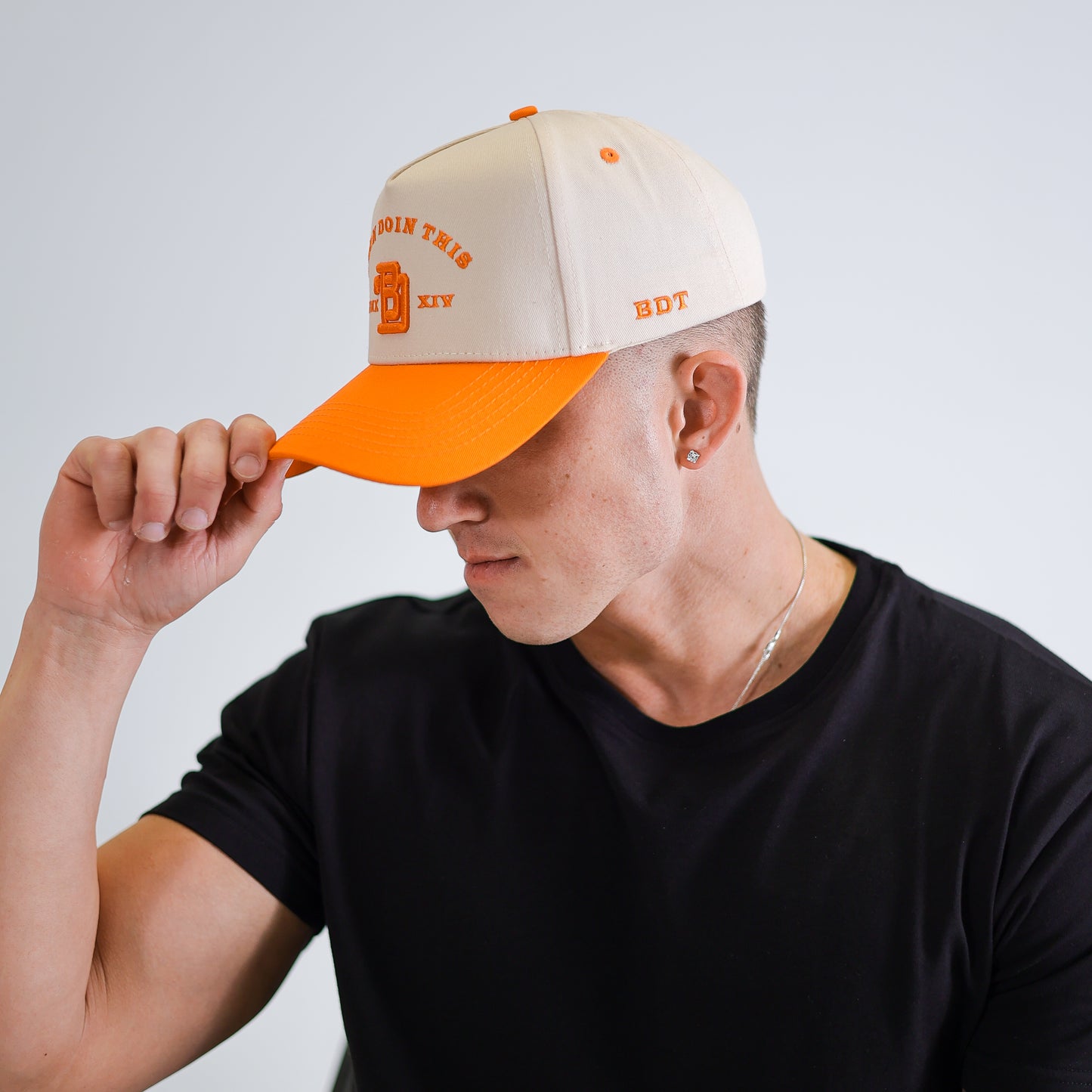 BDT // NUMERAL HAT CREAM & ORANGE